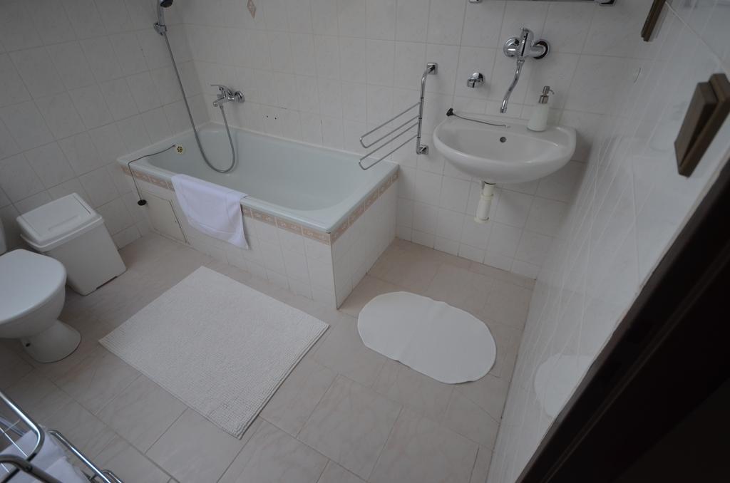Villa Zerotin Penzion Bed & Breakfast Velké Losiny Εξωτερικό φωτογραφία